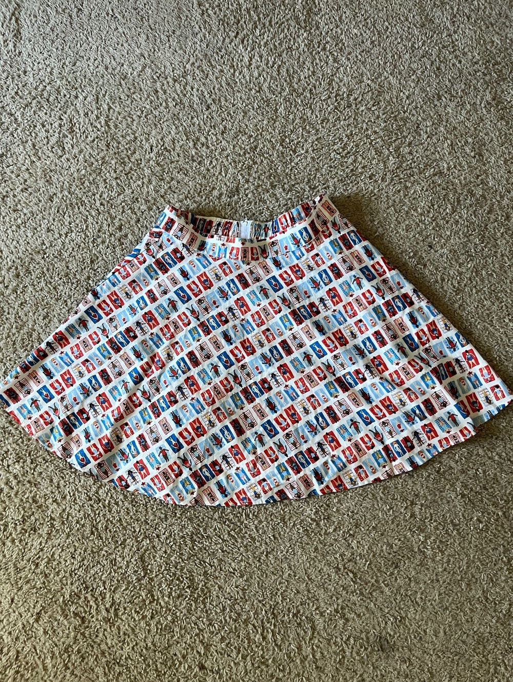 Retrolicious Vintage Style Printed Skater Skirt Size Large
